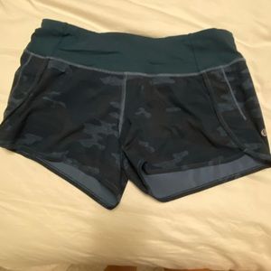 Lululemon speed up short size 6